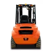 Внедорожный переднеприводный автопогрузчик ANT FD25T-СN высокой проходимости