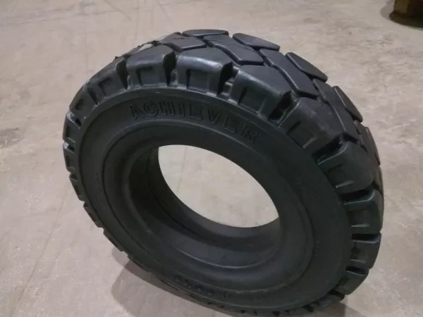 28х9-15 (8.15-15, 225/75-15)/7.00 Шина  ACHIEVER PLUS
